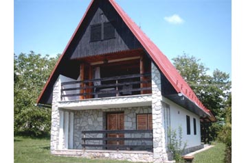 Slovakia Chata Hontianske Nemce, Eksteriør